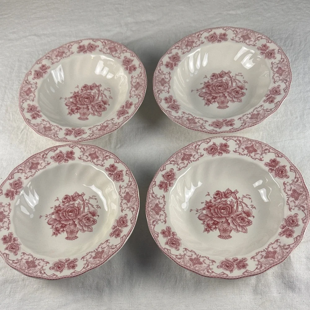 Palate & Plate Rose Floral Soup or Salad Bowls- Rare - Picture 1 of 9